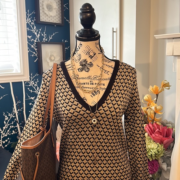 STUNNING ZARA SWEATER dark brown/tan,white with a detailed pattern size M BNWT - Picture 9 of 16